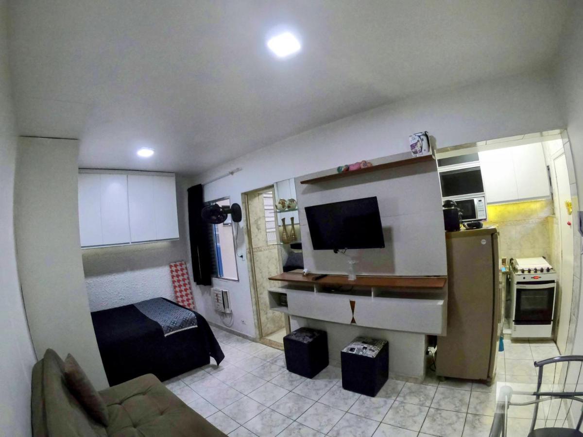 Sala Living Em Predio Familiar Na Av Da Apartamento Santos (Sao Paulo)