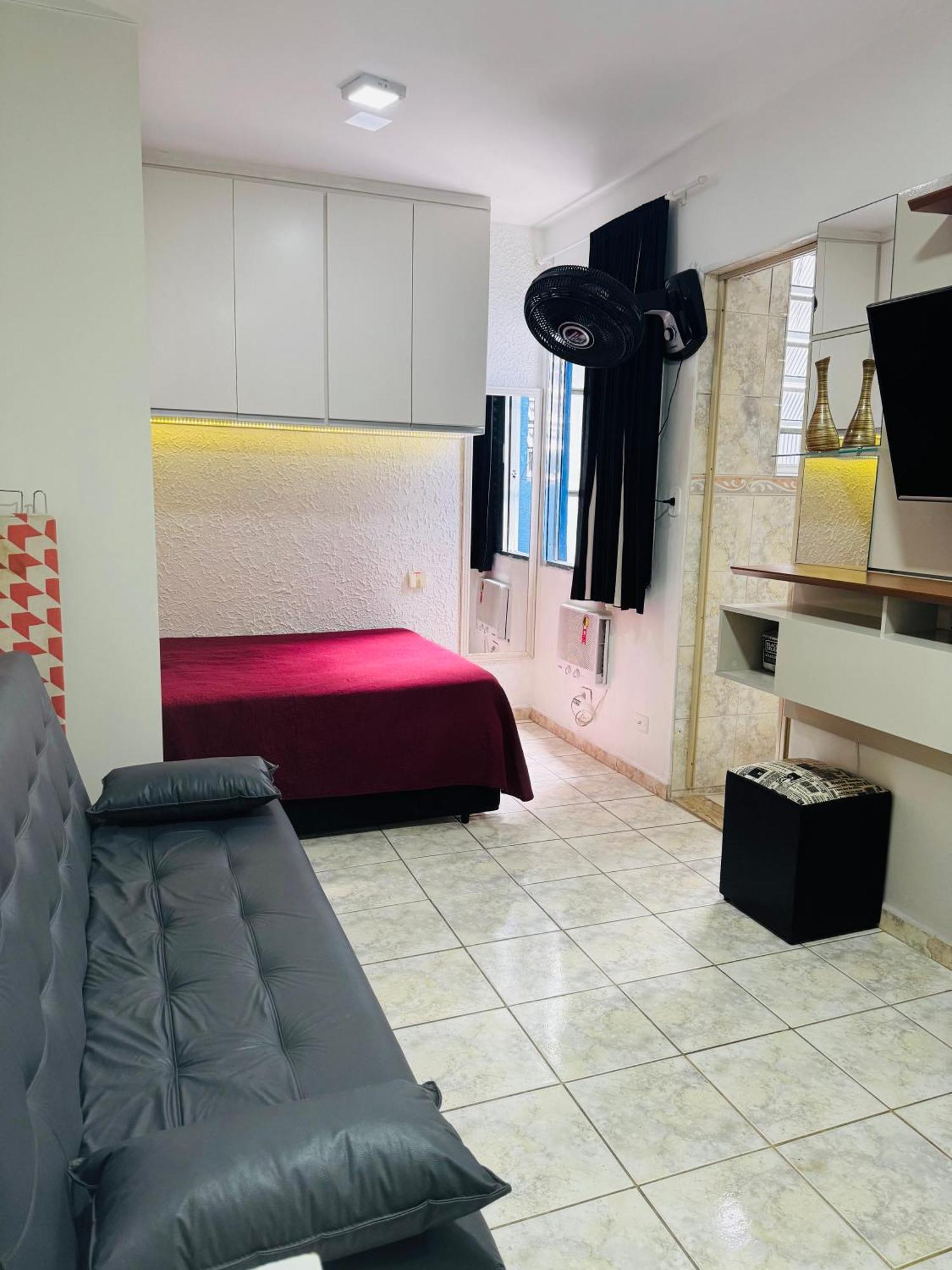 Sala Living Em Predio Familiar Na Av Da Apartamento *